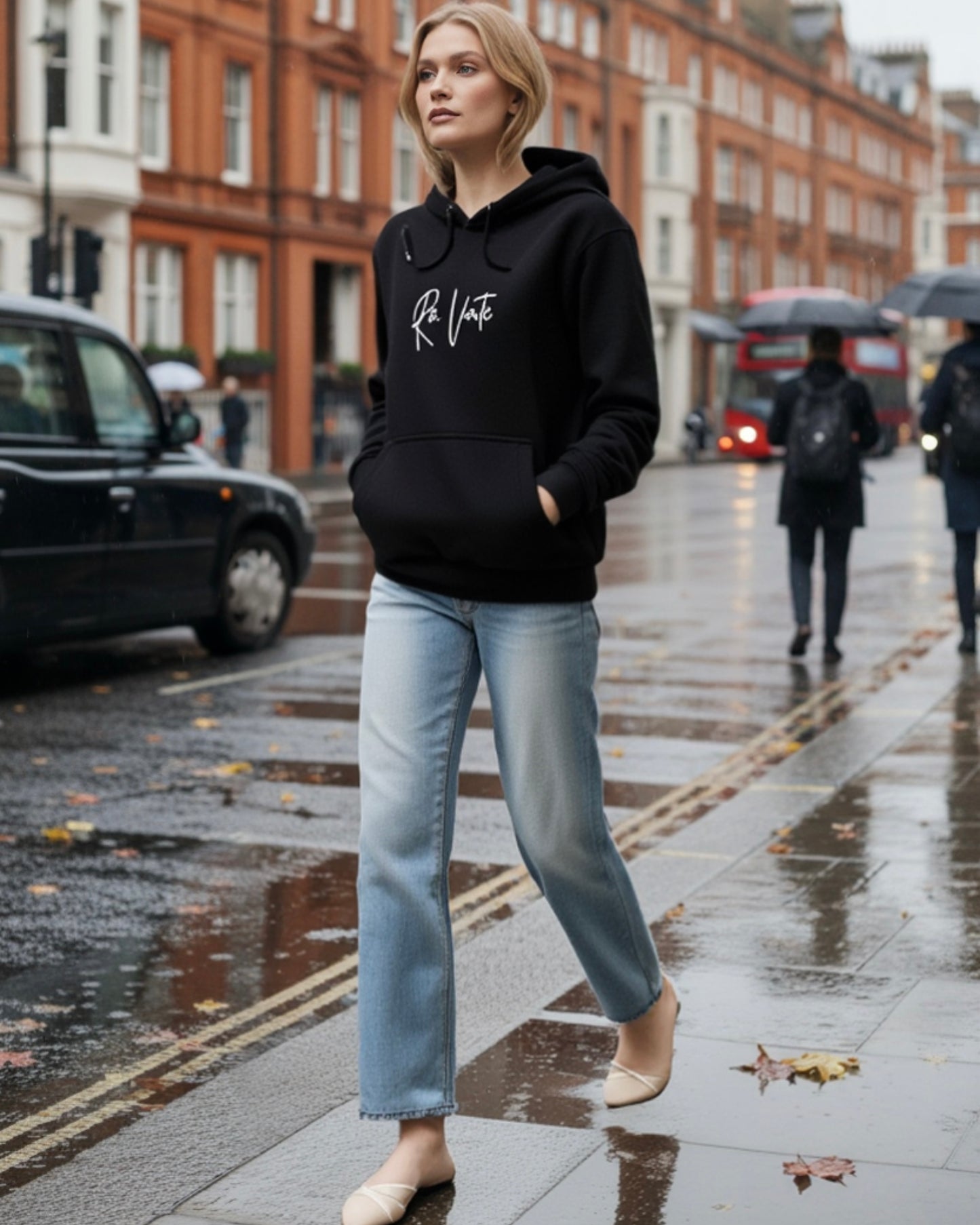 Hoodie 205 Arc Black